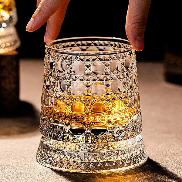 Roterande Whiskyglas i Kristall | SwirLuxe